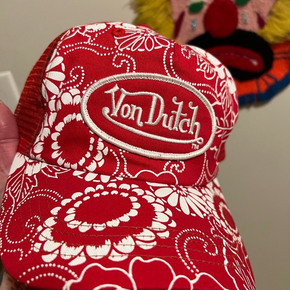 VON DUTCH TRUCKER HAT BASEBALL CAP Y2K 90’s hat red trucker snap back vintage